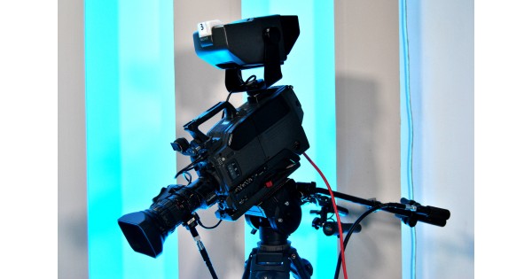 CAMERA VIDEO SONY dxc-325p broadcast vintage zoom lens canon x10 professionnel EUR 699,00 - FR